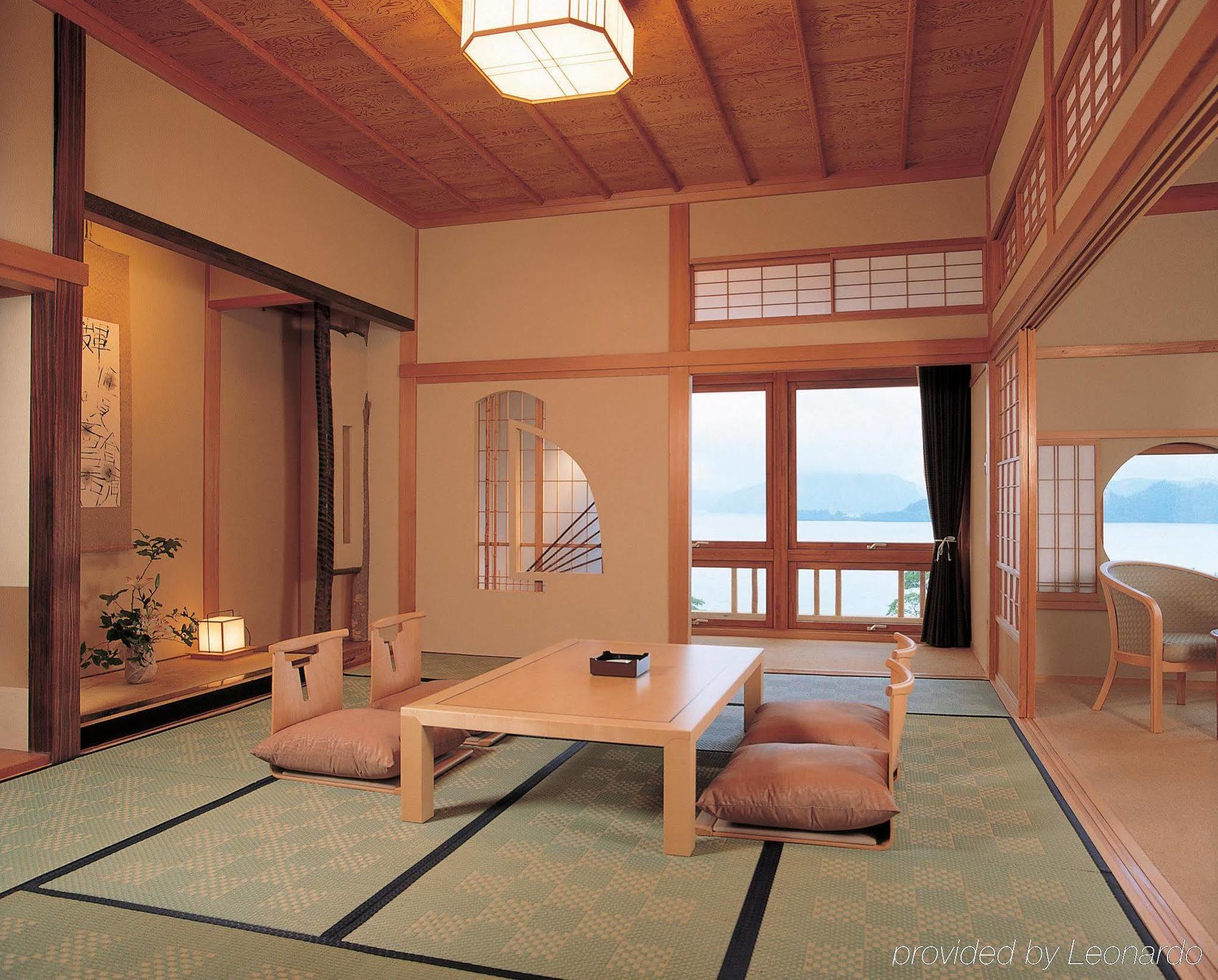 Towada Prince Hotel Kosaka Buitenkant foto